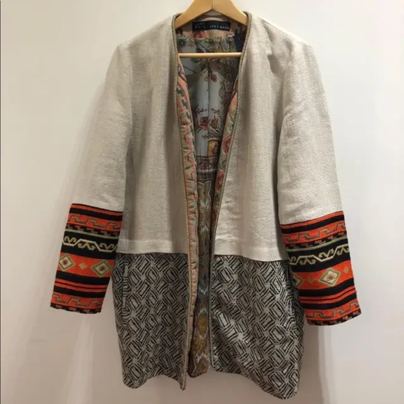 Zara Jackets & Blazers - 🚨Price Drop🚨Zara embroidered coat